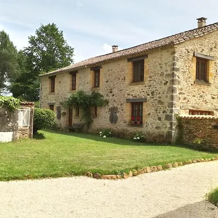 La Grange Dans La Foret * Lacapelle-Biron