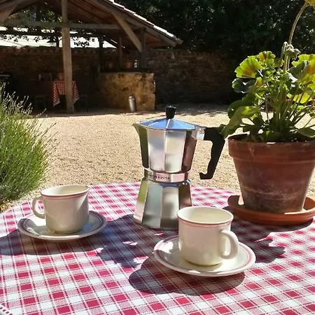 La Grange Dans La Foret * 퓨멜