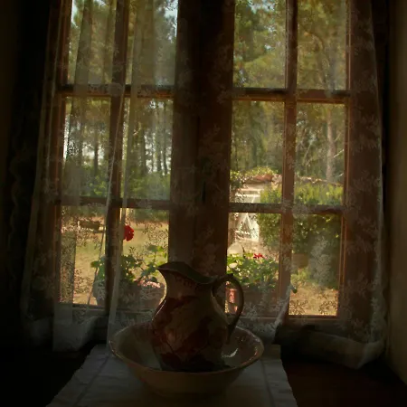 La Grange Dans La Foret Fumel