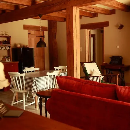 La Grange Dans La Foret * Fumel