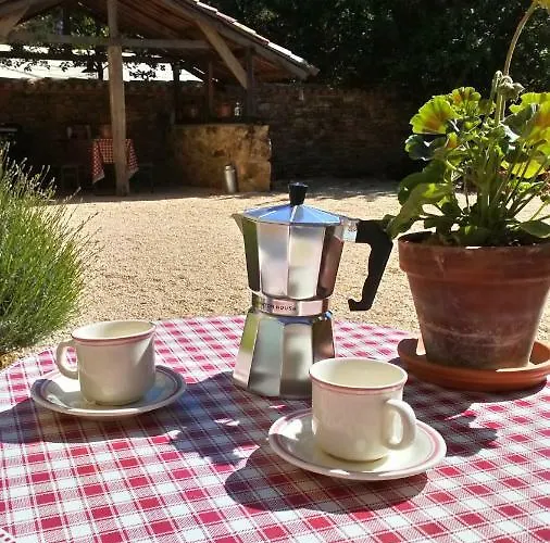 La Grange Dans La Foret * Fumel